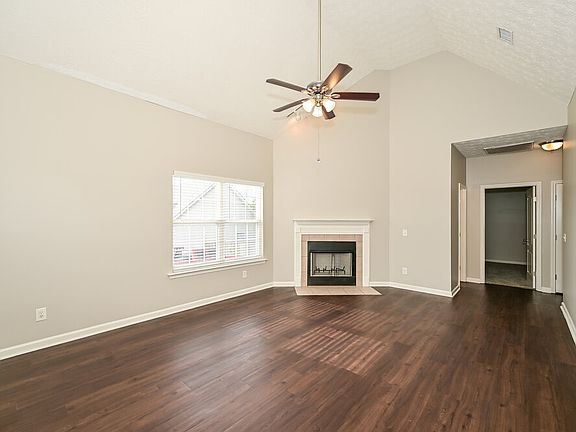 4th image of 1903 Champlain Dr