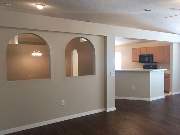 2nd image of 10947 Acorn Park Ct