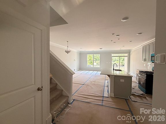 4th image of 4371 Black Ct