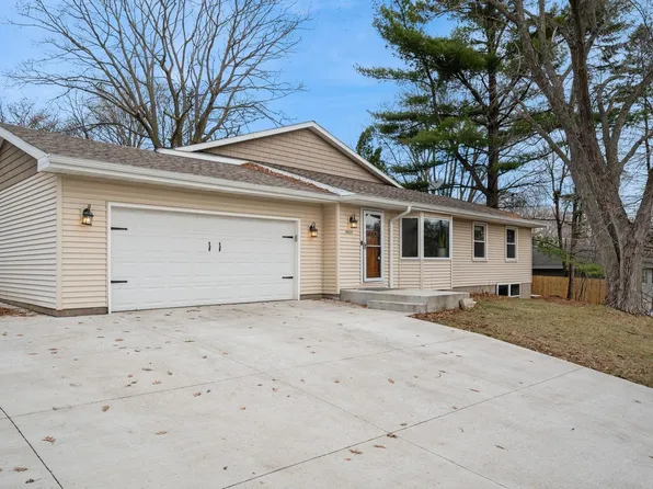 4024 Highland Rd, Minnetonka, MN 55345