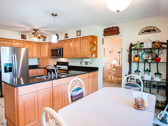4th image of 30840 Windy Hollow Ln