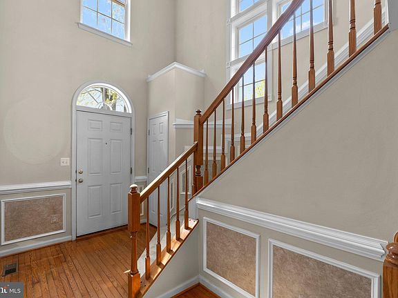5th image of 14804 Links Pond Cir