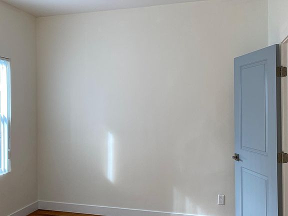 5th image of 1147 Gordon St #1147