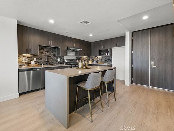 5th image of 168 S Monterey St #508