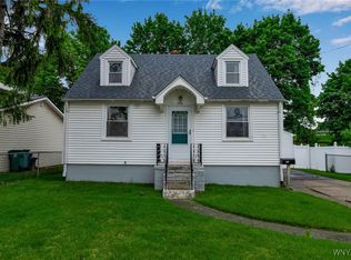7514 Stephenson Ave, Niagara Falls, NY 14304