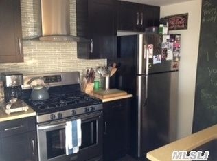 3077 38th St APT 4C, Astoria, NY 11103