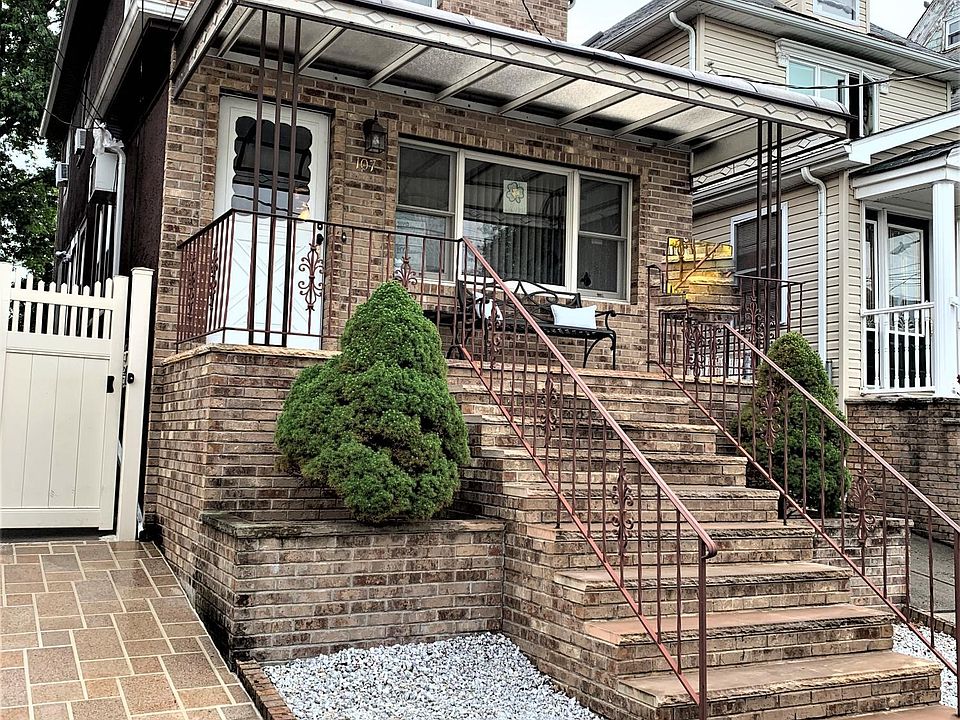 1st image of 107 Abbott St