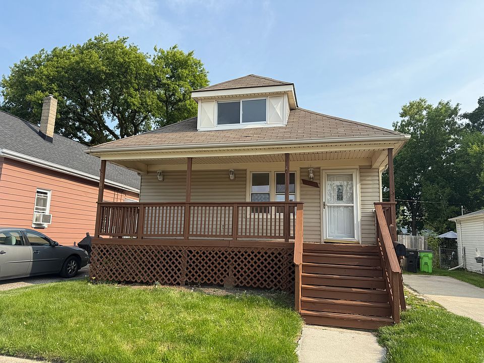 1st image of 17615 Tennyson St