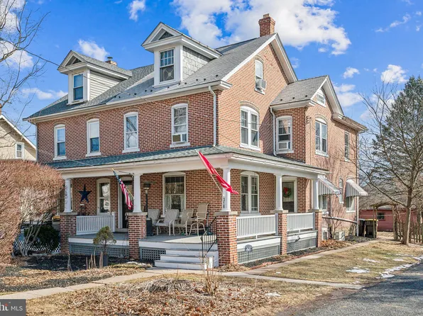 318 Broad St, Harleysville, PA 19438
