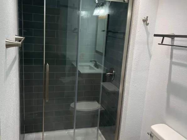 204 Clark Ave #2, Ames, IA 50010