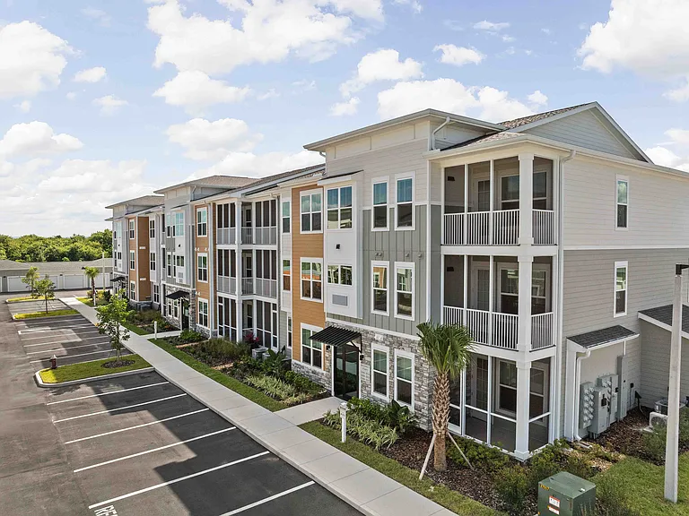 Verity Luxury Apartments — Photo 34