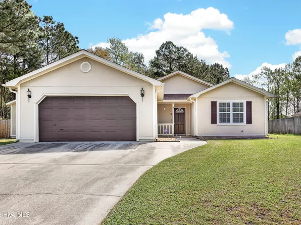 119 Foxlair Drive, Hubert, NC 28539