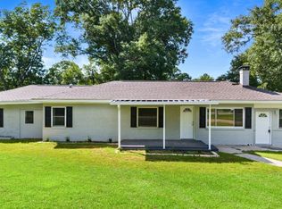 7 Narrow Ln, Wetumpka, AL 36092