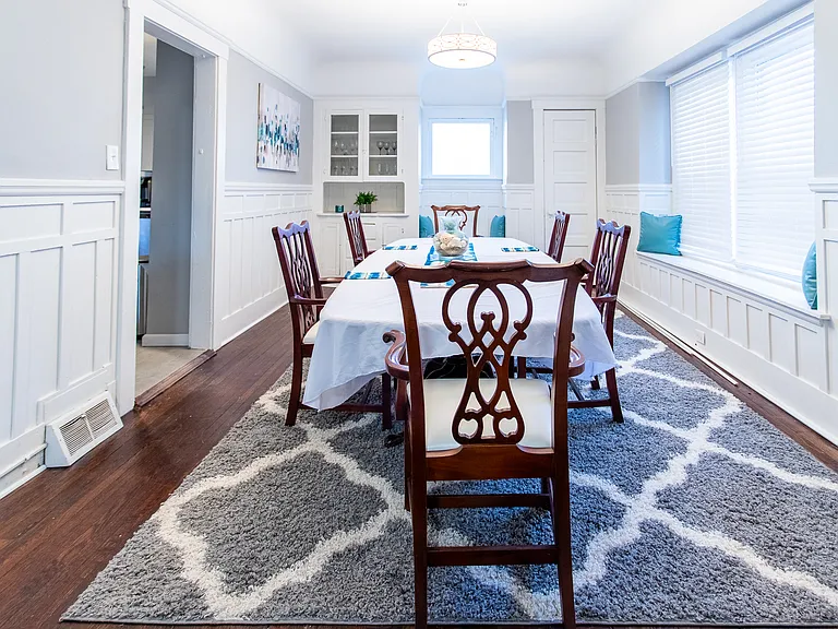 10605 Ashbury Ave — Photo 6