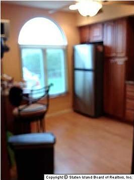 5th image of 301 Lamberts Ln