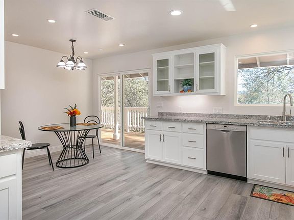 4th image of 5820 Garden Park Dr