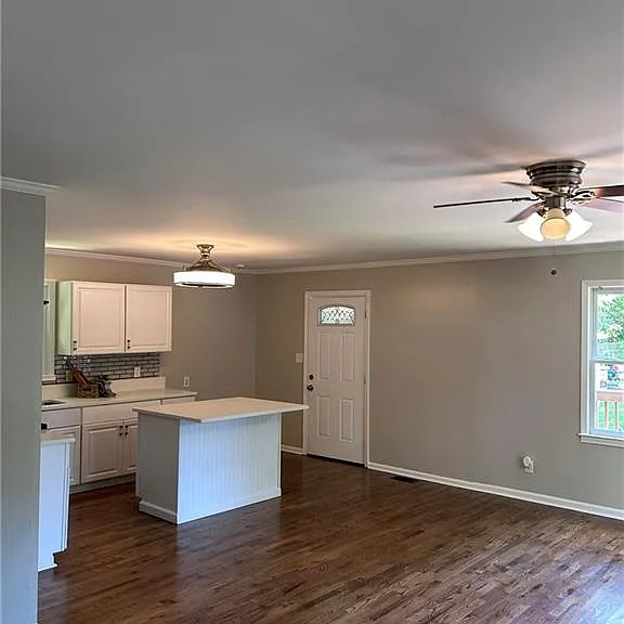 26 Herring St — Photo 7