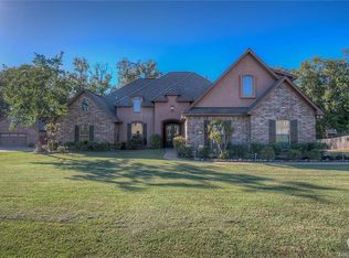 1935 Highpoint Pl, Haughton, LA 71037