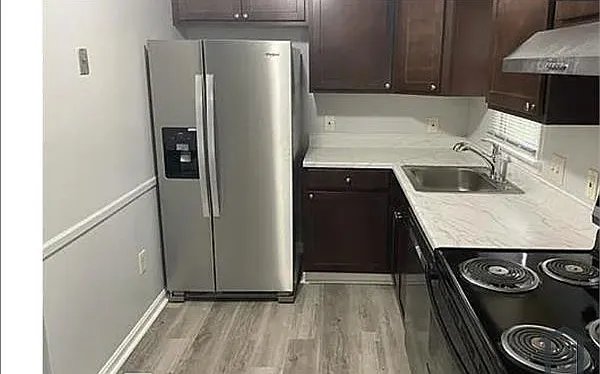 56 Craftsman Ct — Photo 5