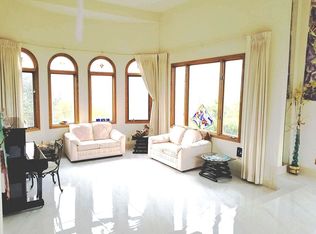 175 Los Vientos Way, San Carlos, CA 94070