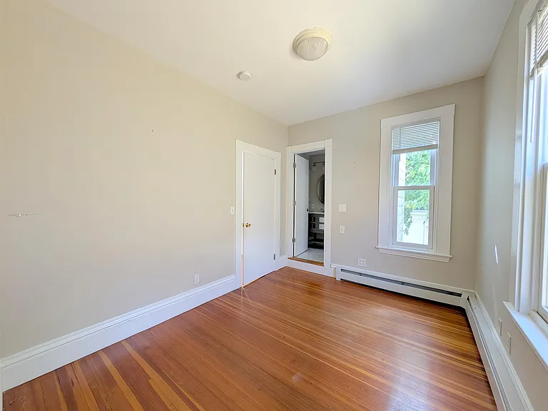 20 Park Ave #1 — Photo 7