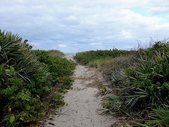 2nd image of 715 S Ocean Drive #0