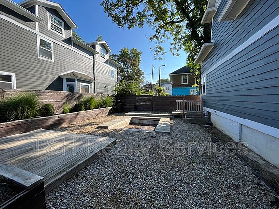 5th image of 3101 N New Jersey St
