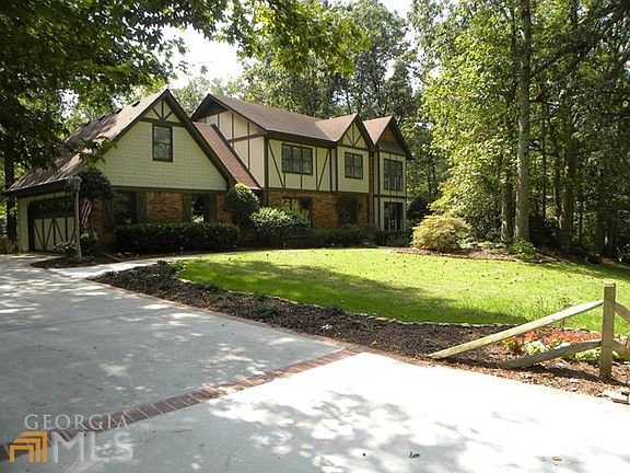 2nd image of 4511 Hunting Hound Ln