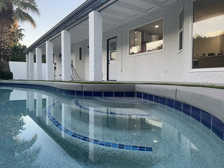 2212 N San Clemente Rd — Photo 46