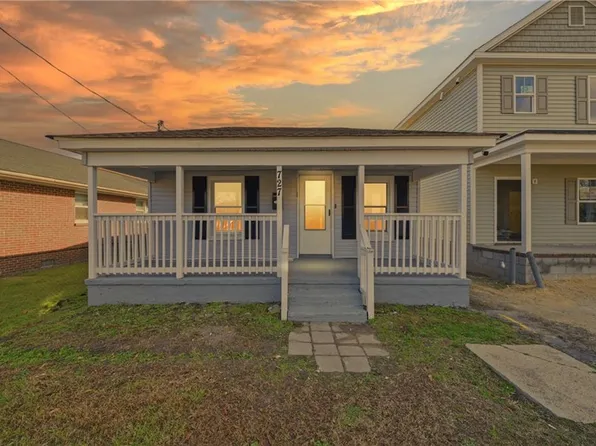 727 Brook Ave, Suffolk, VA 23434