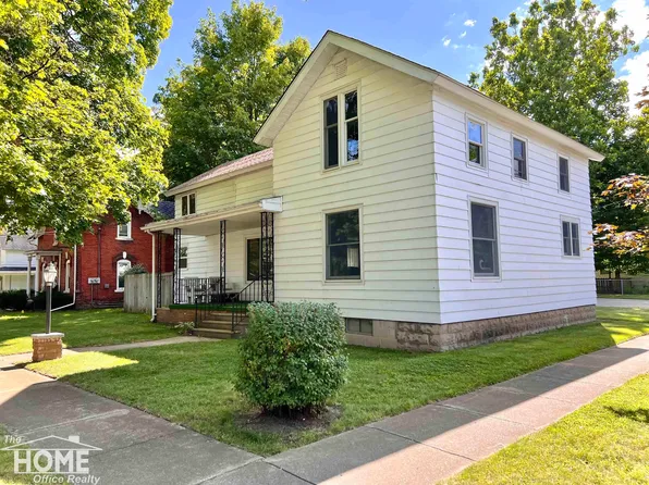 223 N Elm St, Owosso, MI 48867