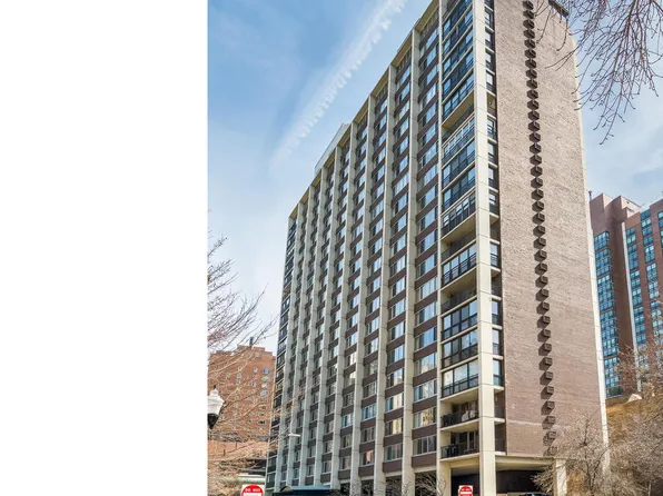 1 E Schiller St APT 3C, Chicago, IL 60610