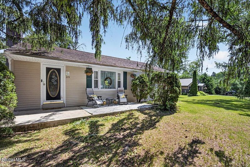 2nd image of 319 Dixon Road