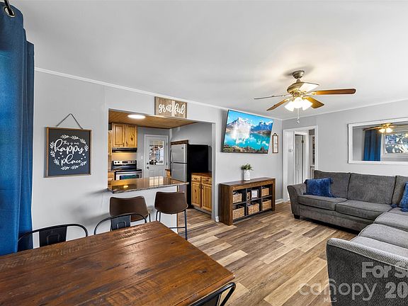 4th image of 652 Dallas Spencer Mountain Rd