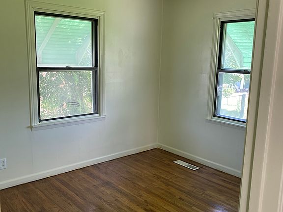 5th image of 1505 Avenue G