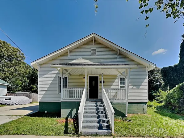 318 Bruce Ave, Mooresville, NC 28115