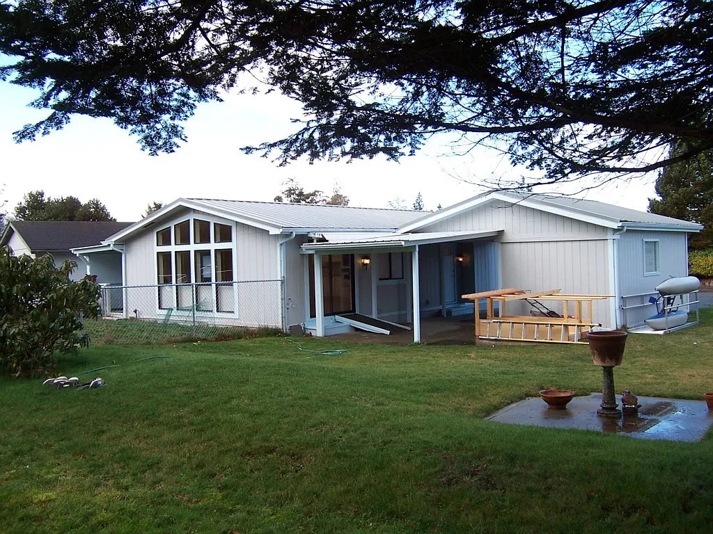 252 Holley Cir photo 1