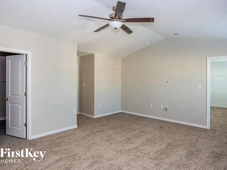 1267 Kent Downs Ave SW — Photo 9