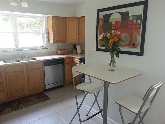 5th image of 4133 Paxton Woods Dr