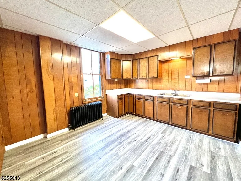 507 S Main St — Photo 3