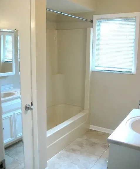 1005 N Fountain Ave #1 — Photo 2