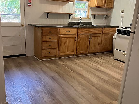 5th image of 1517 S Hartford St #1
