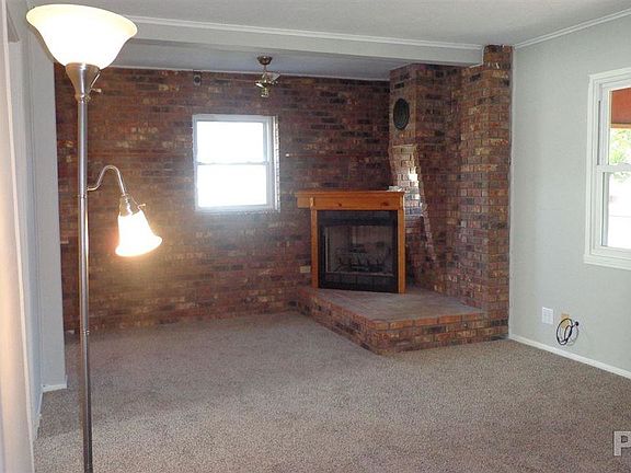 4th image of 5103 N Ogden Ave