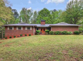 150 Hall Pl, Fayetteville, GA 30215