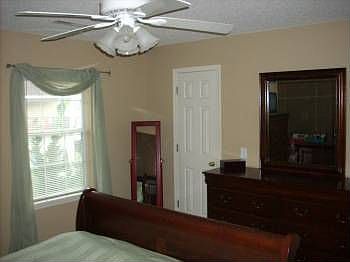 3rd image of 2910 D Mulberry Ln