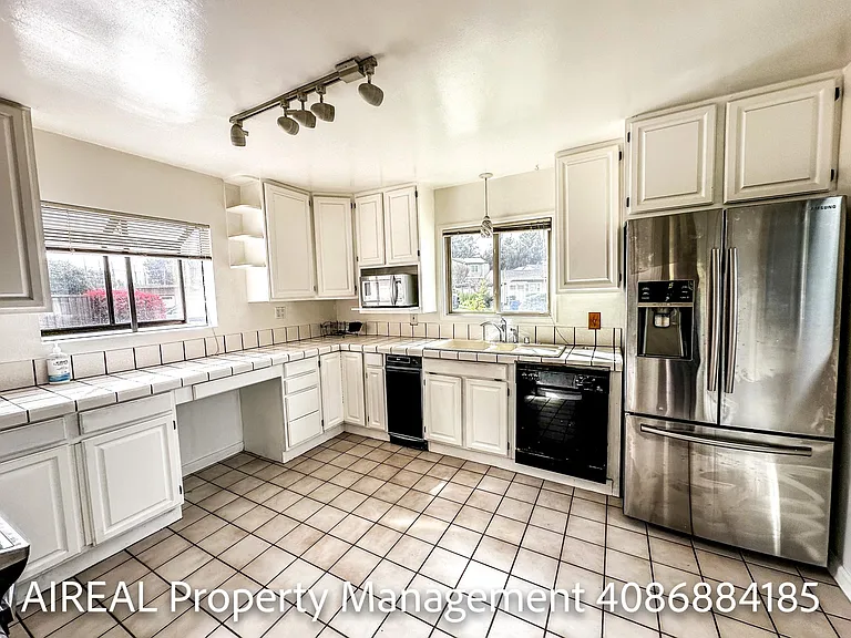 2494 W Avenue 136th — Photo 16