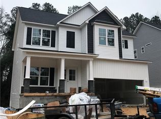 212 Walker Downs Cir, Fayetteville, NC 28305