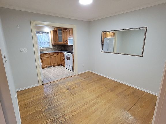 3rd image of 85 Albright Rd #45
