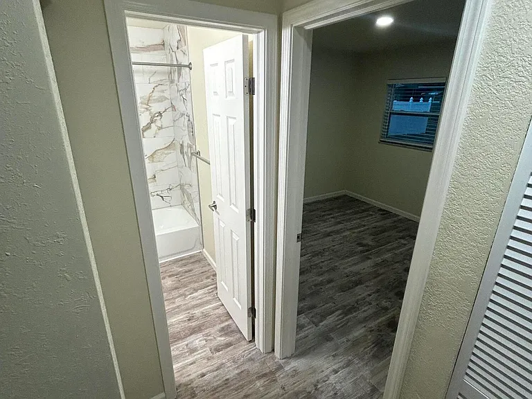 101 Lagrange Ave #101 — Photo 15
