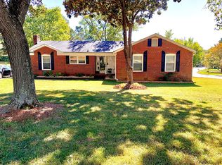 114 Shenandoah Dr, Winston Salem, NC 27103